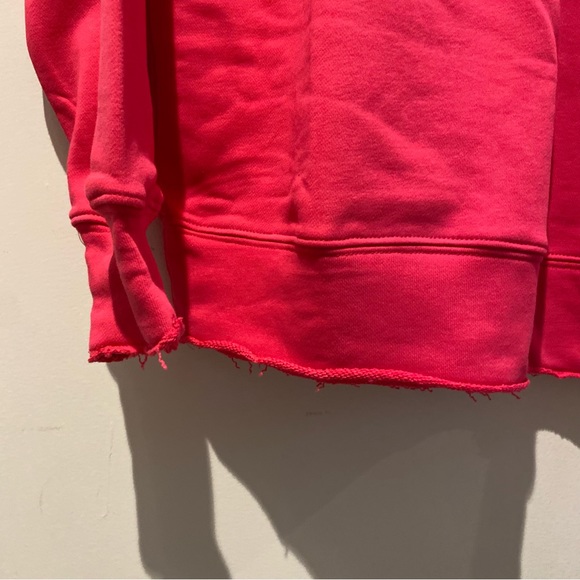 NWT Pink Embossed Crewneck Sweatshirt with Raw Hem - Picture 4 of 5